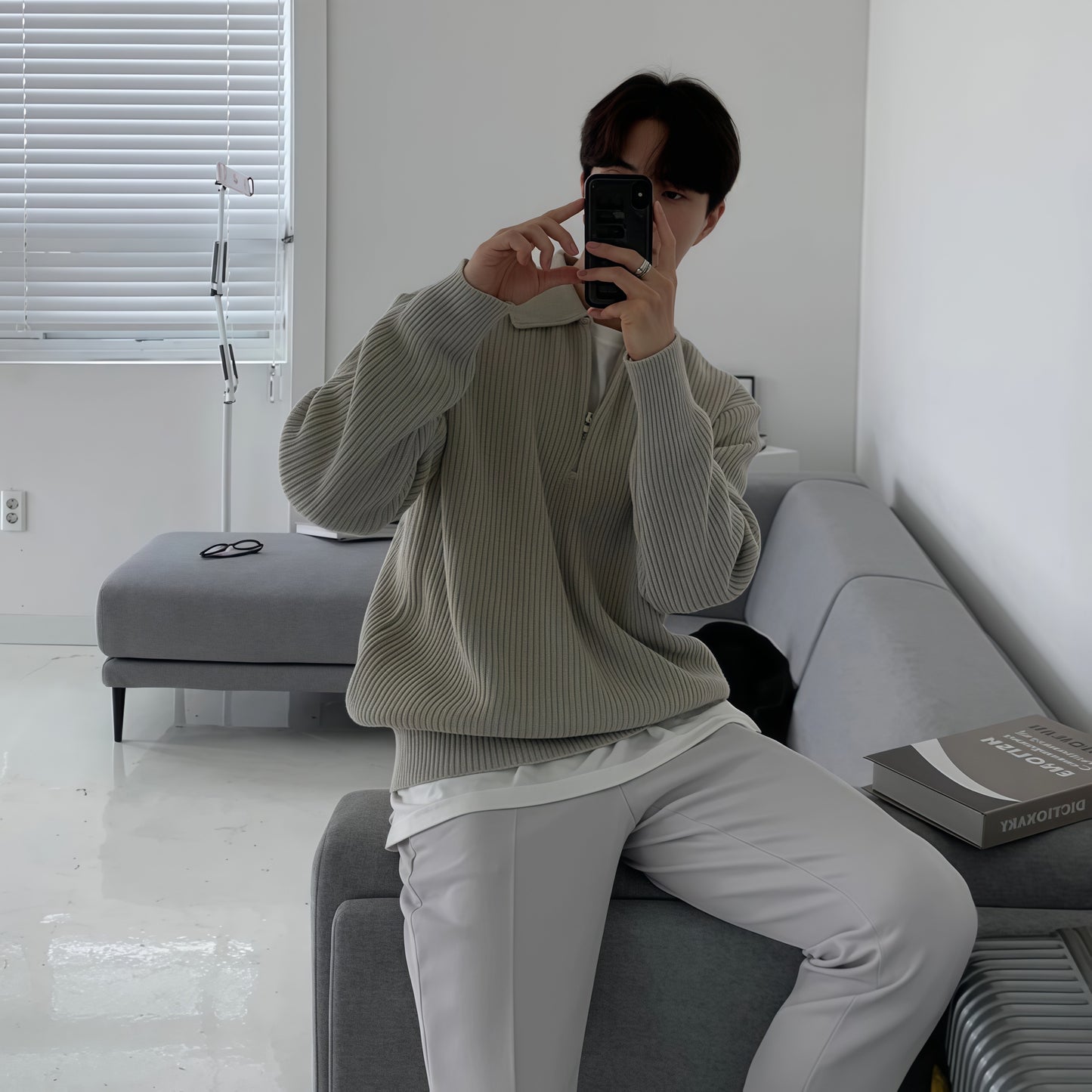 Old Money Half - Zipper